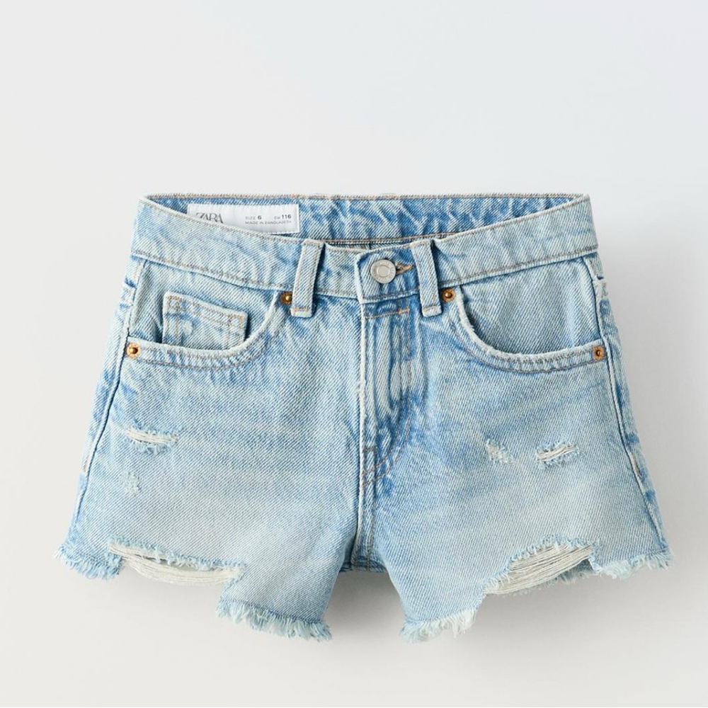 Zara girls High-Waisted Distressed Shorts
